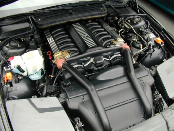5,6 V12 Twinturbo