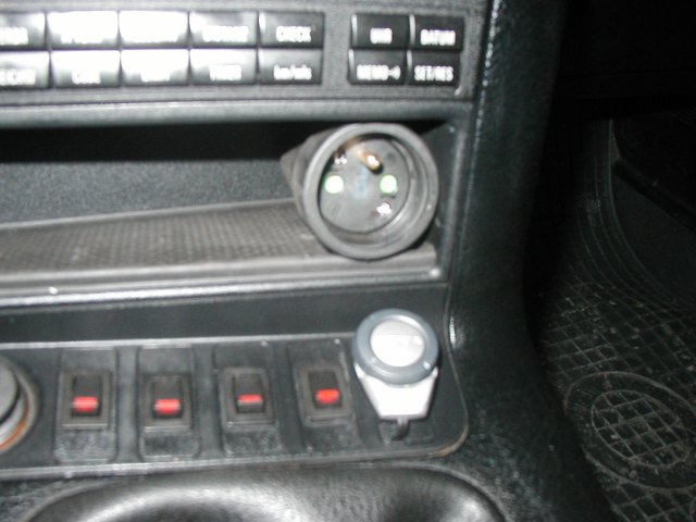 zasuvka 230V