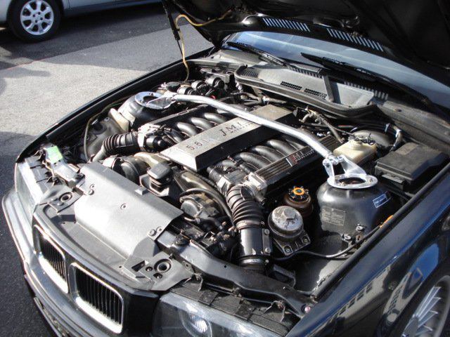 E36 V12.jpg