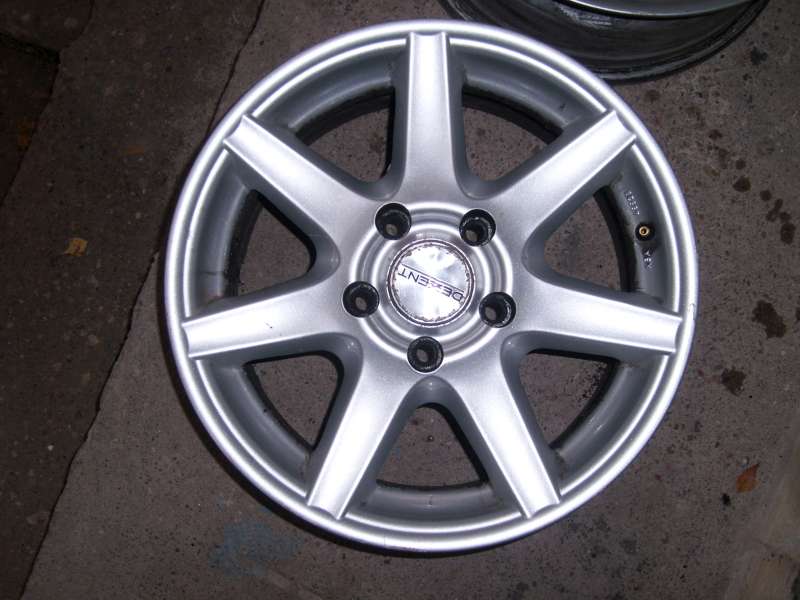SL270715-800.jpg