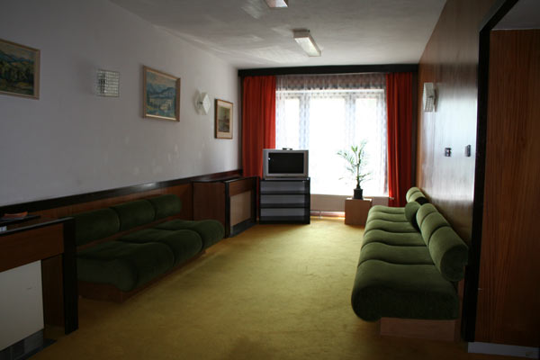 hotel1.jpg
