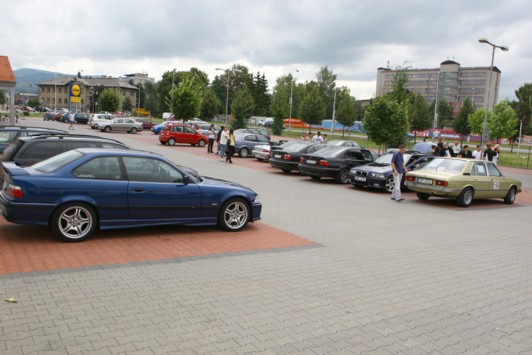 bmw_2.jpg