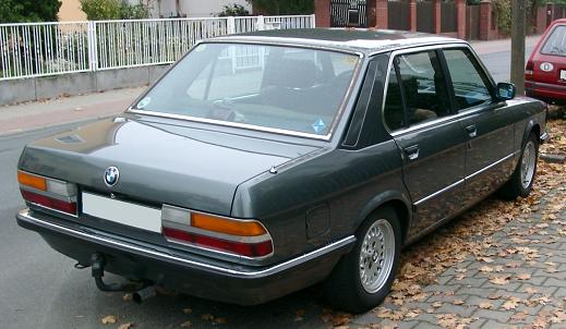 BMW_E28_rear_20071012.jpg