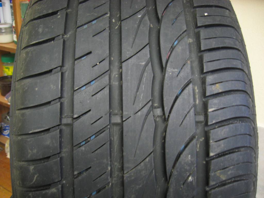 Pneu Barum 003.jpg