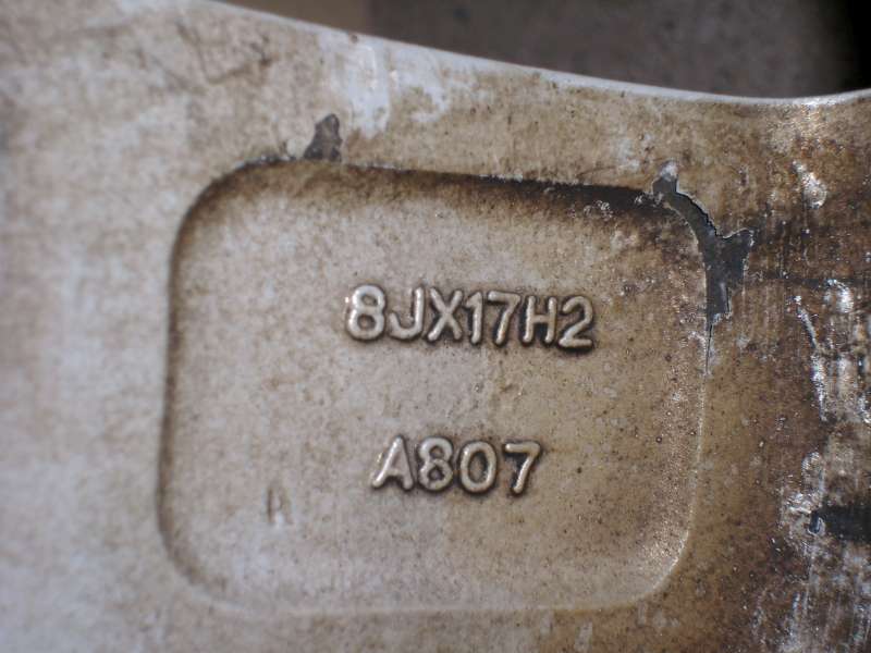 SL270026-800.jpg