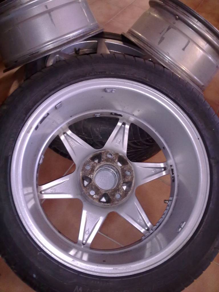 21032012833.jpg