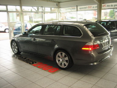 MyBMW5_resize.jpg