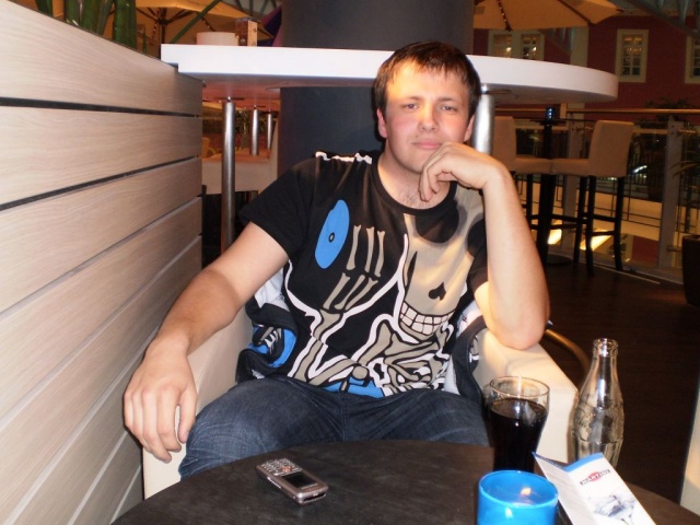 ubxeteoxtb1496.jpg