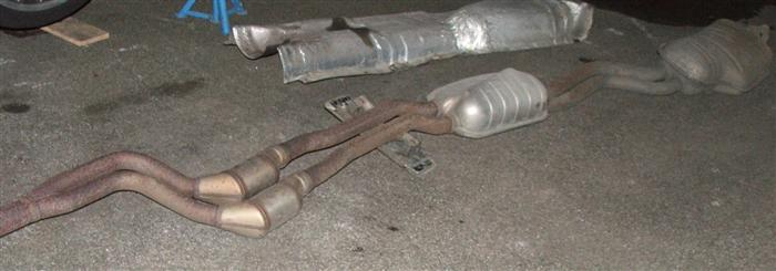 exhaust1.JPG