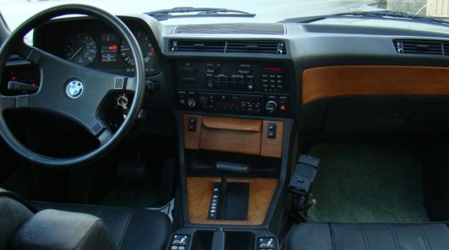 bmw-e23-7-interior-635x354.jpg