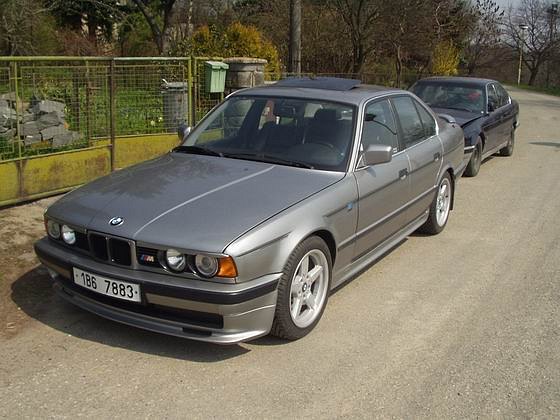 e34_manyp06.jpg
