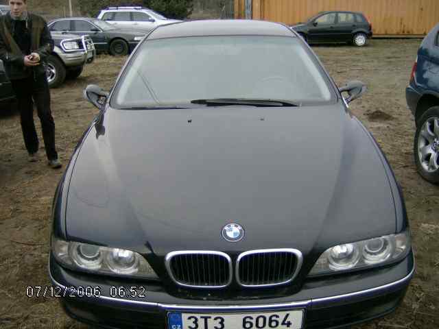 bmw5.jpg