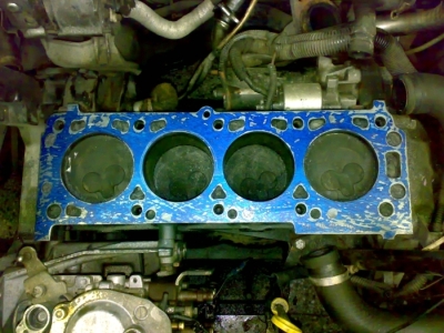 motor po zaškrabáním.jpg