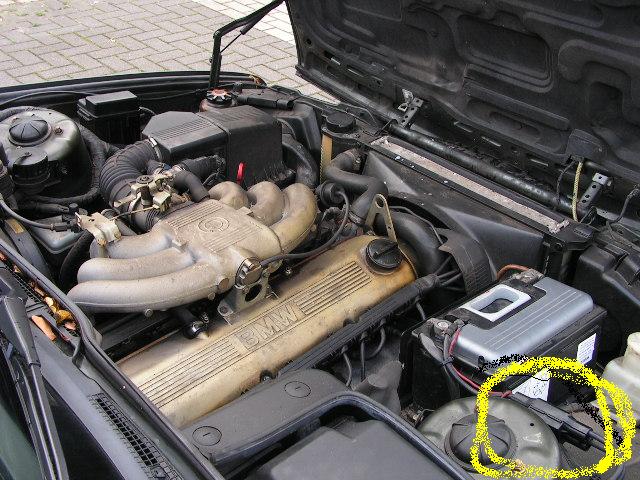 BMW_M20B25-motor.JPG