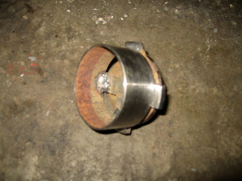 Přípravek na otáčeni klikou