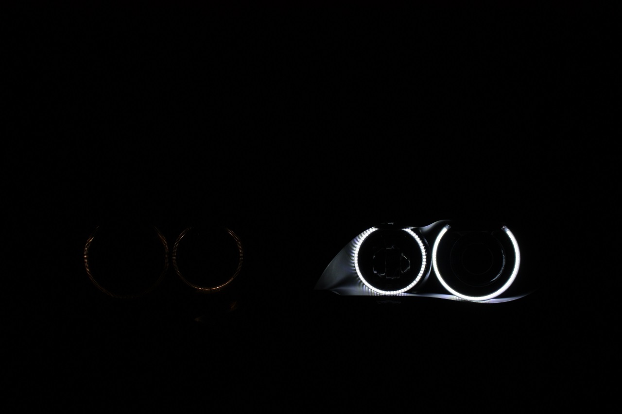 Porovnání origo žárovičky s LED V3 UHP SMD :D
