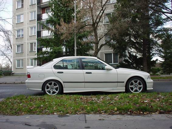 martinBMW325i.jpg