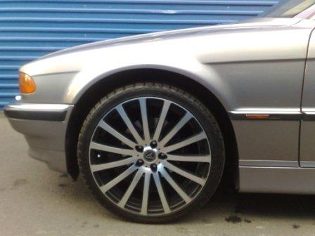 BMW 3.jpg
