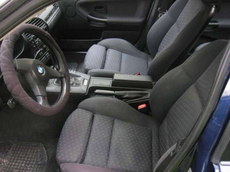 318i_blau 003.jpg