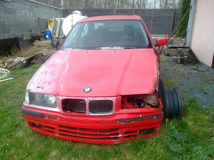 bmw2010.jpg