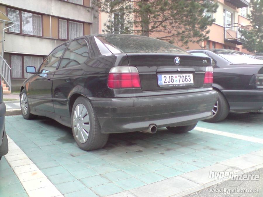 3407460-bmw-e36-318-ti-compact-2.jpg