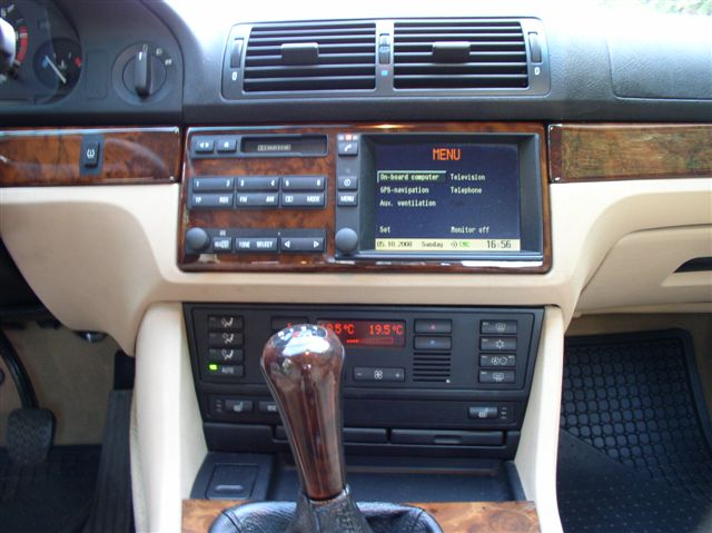 P1010126 (2).JPG