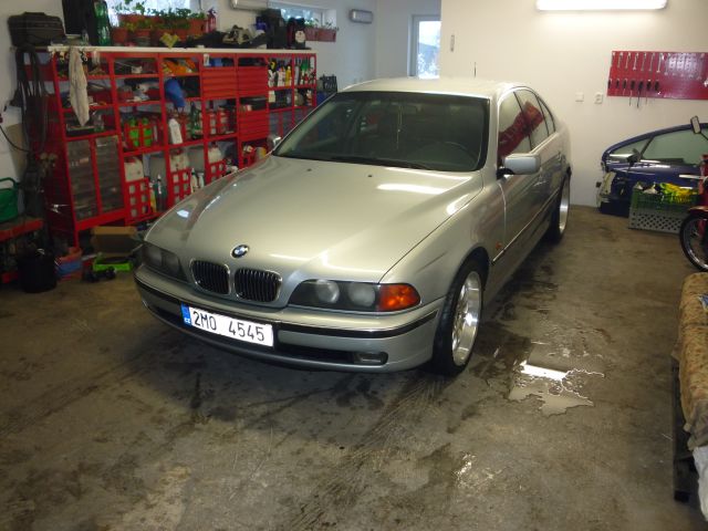 bmw 006.jpg