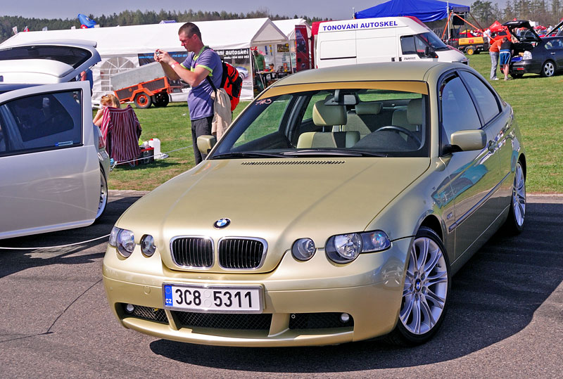 OBRAZEK BMW.jpg
