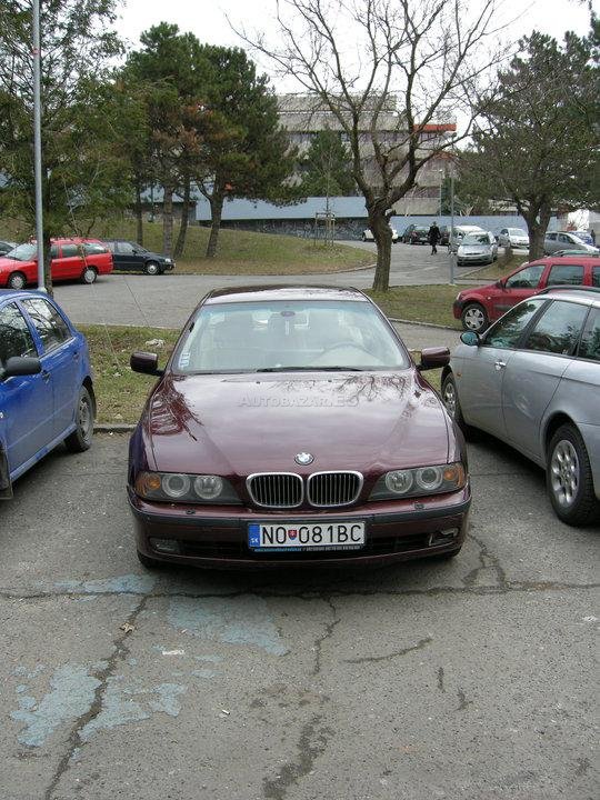2205273_1.jpg