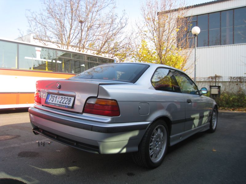 bmw1.jpg