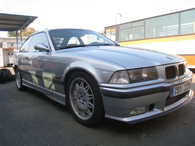 bmw.jpg