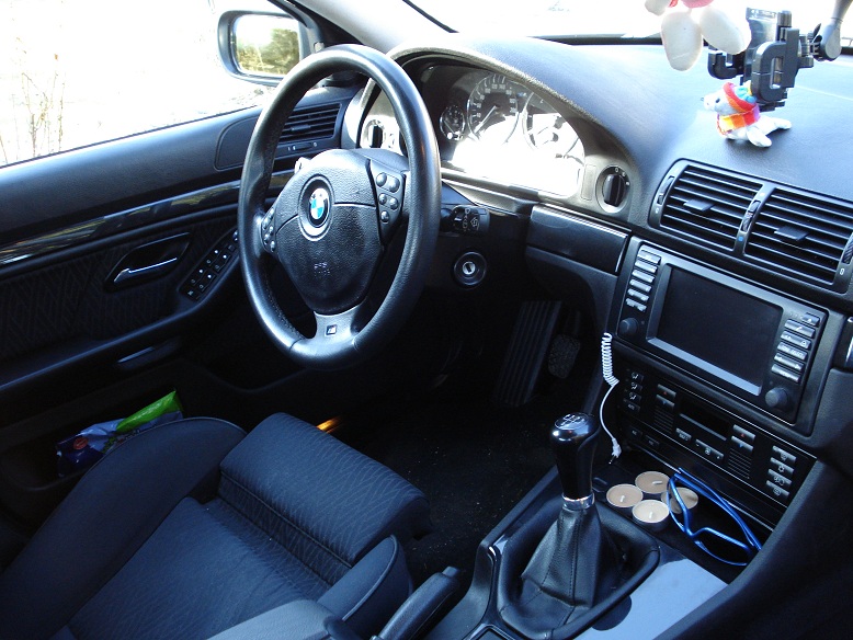 bmw44.jpg