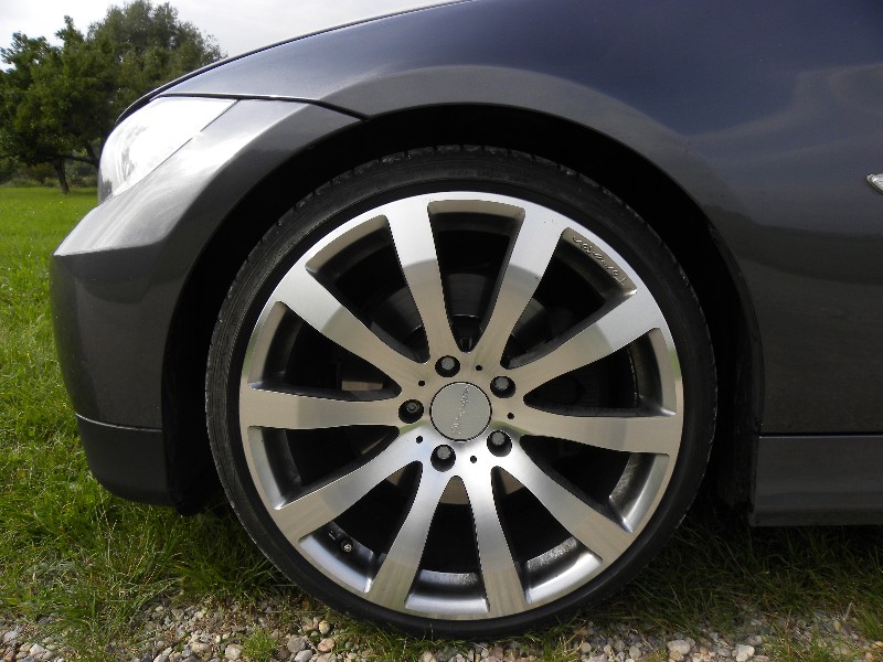BMW18.jpg