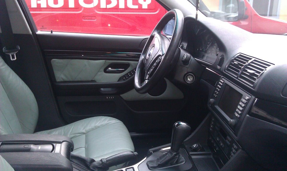 bmw7.jpg