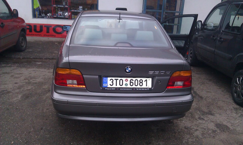 bmw9.jpg