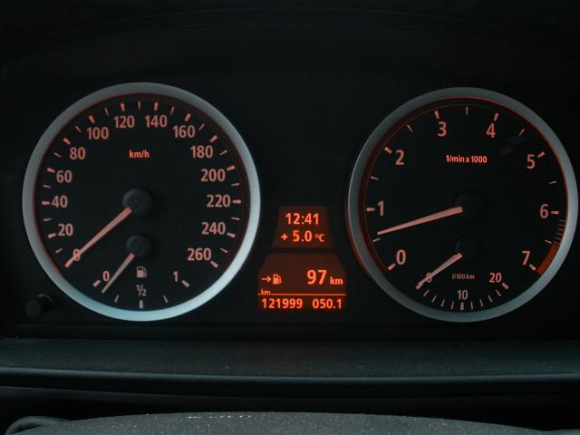 PC123094.JPG
