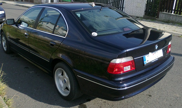 bmw33.jpg
