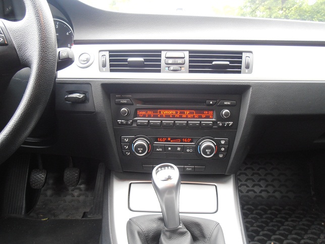BMW14.jpg