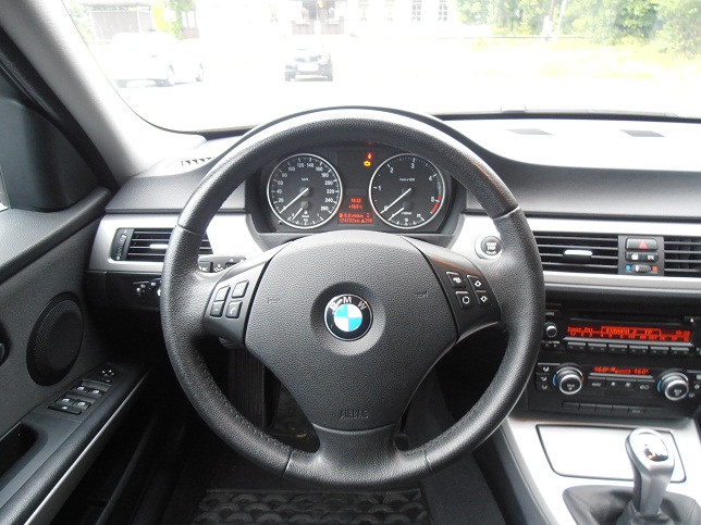 BMW13.jpg