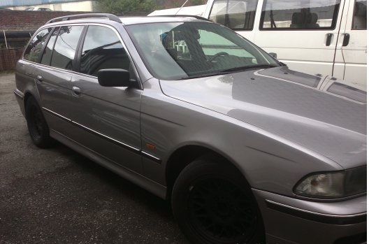 bmw 2.jpg