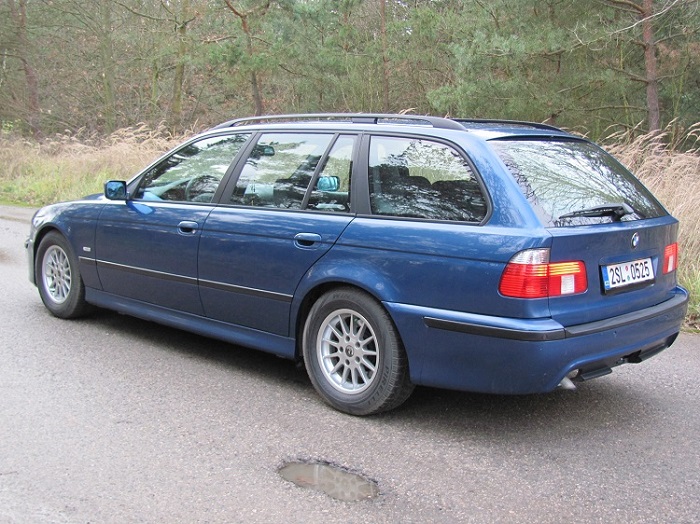 bmw m-packet 002.JPG