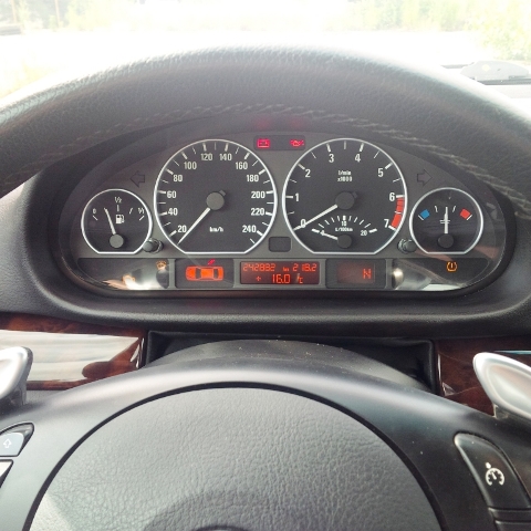 bmw4.jpg
