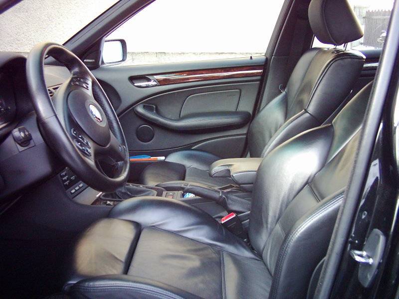 interier1 bmw 330d.jpg