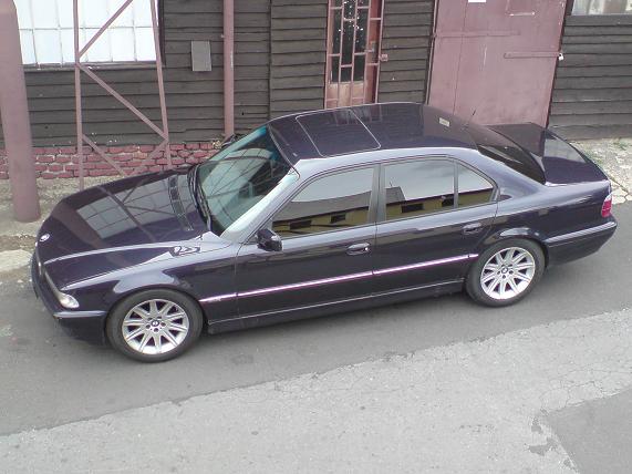 740i  4.4 lpg