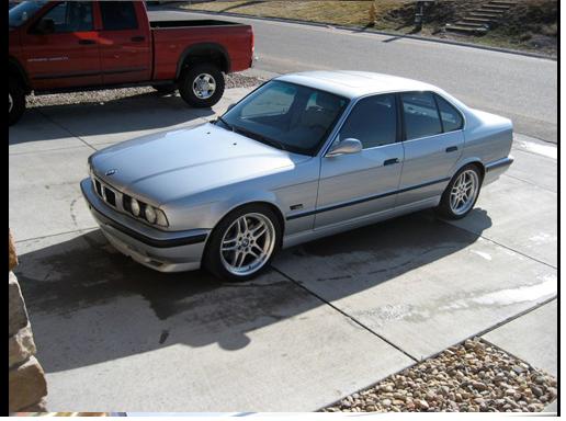 bmw kola.JPG
