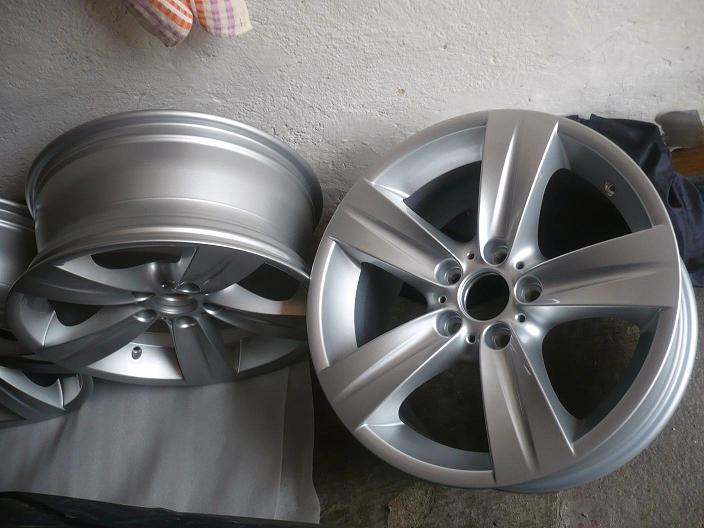 18 e90.JPG