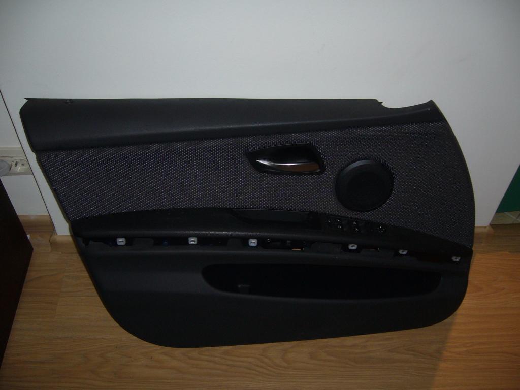 3106472425_2.jpg