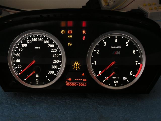 11 - motorsport budiky e60
