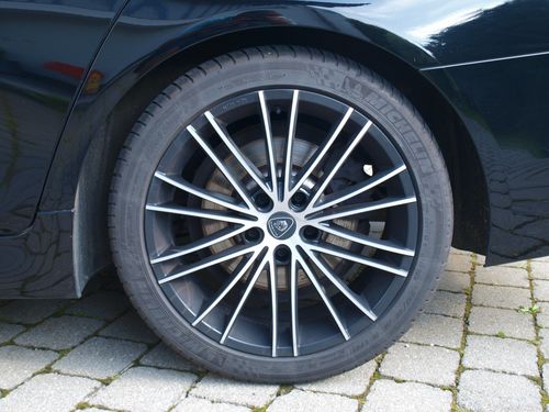 Alu kola BMW 19 5x120 s pneu Michelin-2.JPG