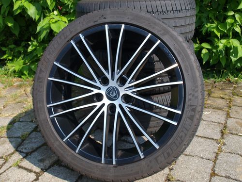 Alu kola BMW 19 5x120 s pneu Michelin-1.JPG